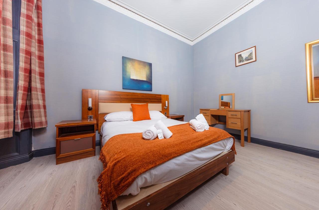 Calton Hill Victorian Old Town Apartment Edimburgo Esterno foto